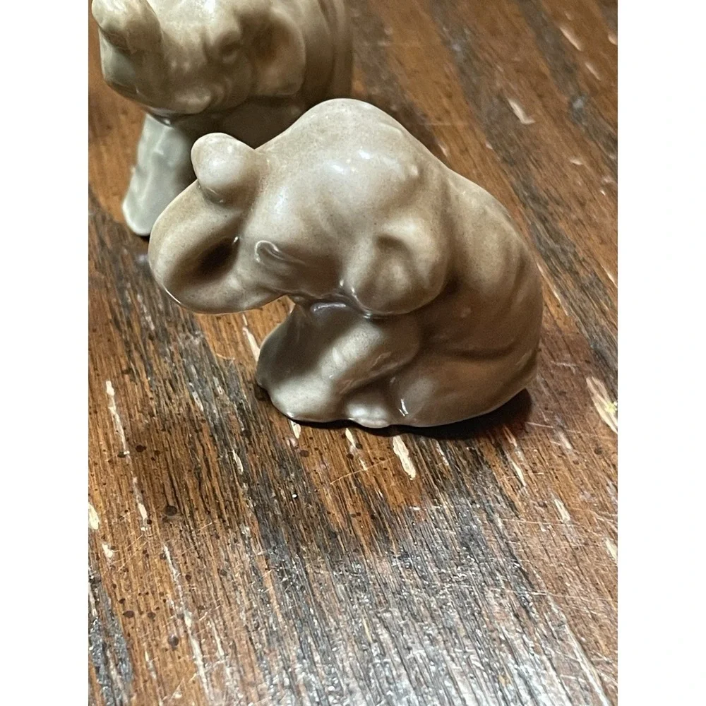 Miniature Gray Elephants Porcelain Set of 4  Made In Japan